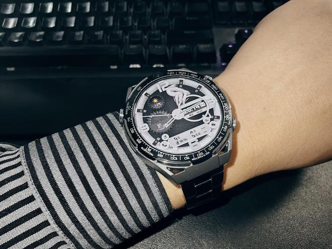 览邦Watch Ultra外观抢眼尽显风采凯发k8国际登录潮流一族 解锁新体验：